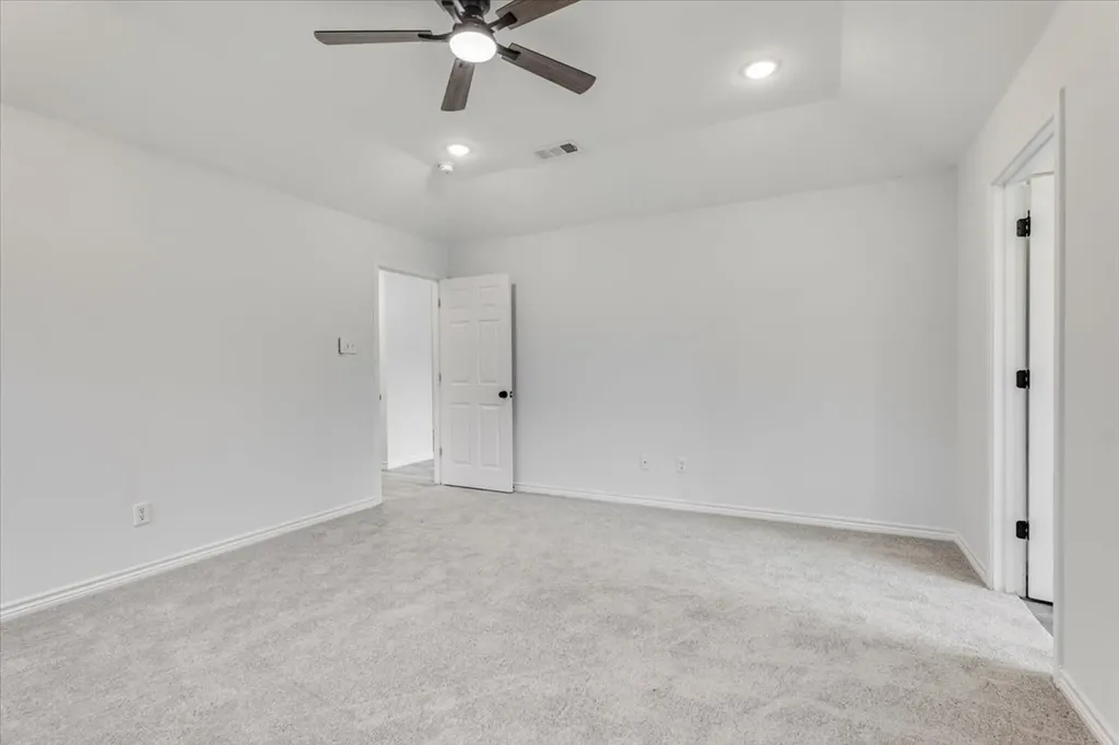 1007 SW 2nd Avenue Mineral Wells TX 76067