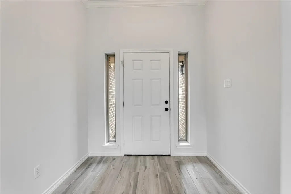 1007 SW 2nd Avenue Mineral Wells TX 76067