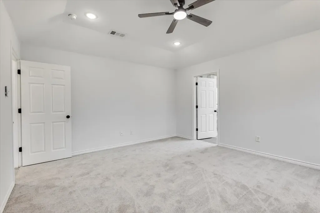 1007 SW 2nd Avenue Mineral Wells TX 76067