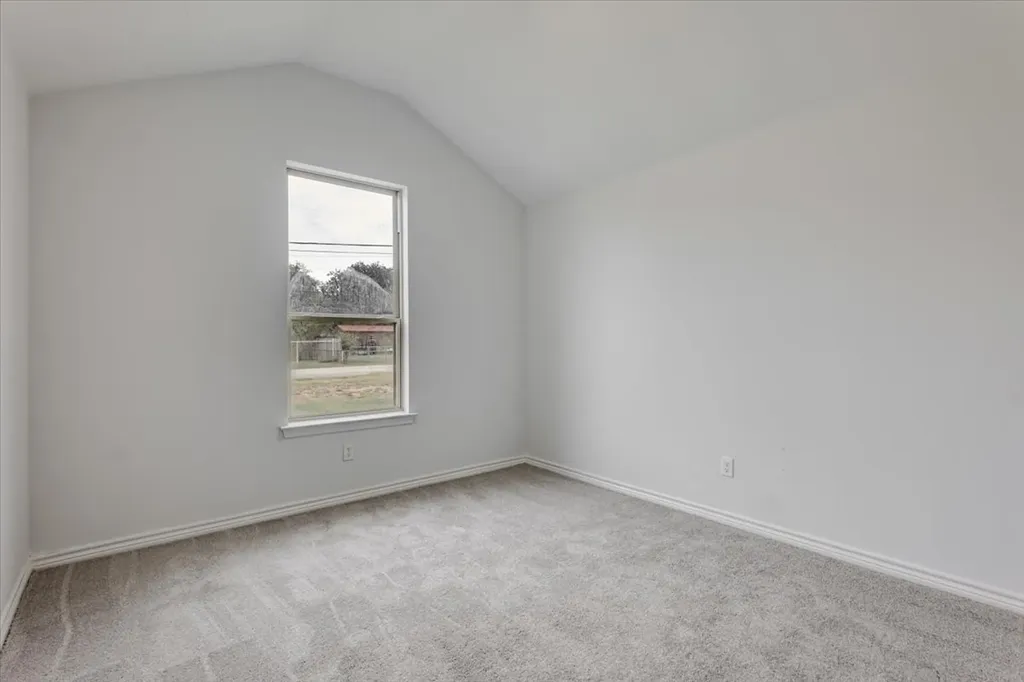 1007 SW 2nd Avenue Mineral Wells TX 76067