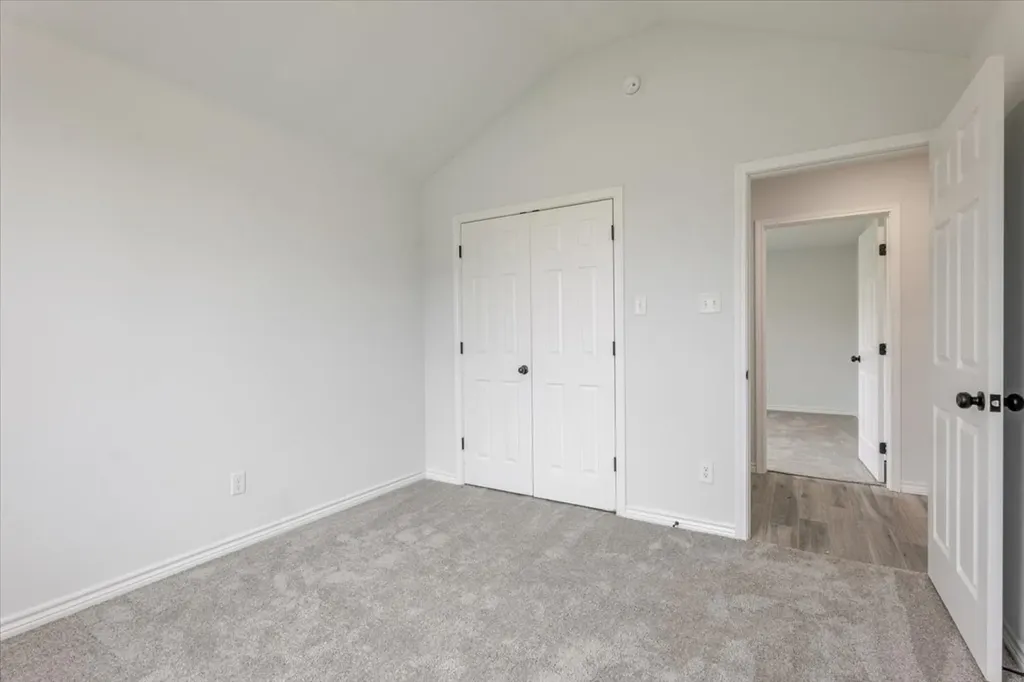 1007 SW 2nd Avenue Mineral Wells TX 76067