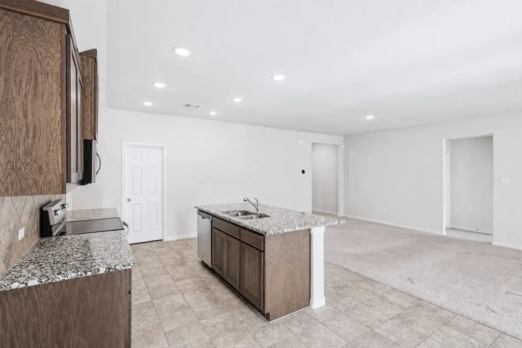 3020 Cliffview Drive Sanger TX 76266