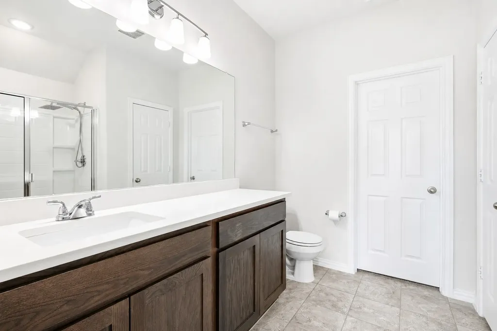 3020 Cliffview Drive Sanger TX 76266