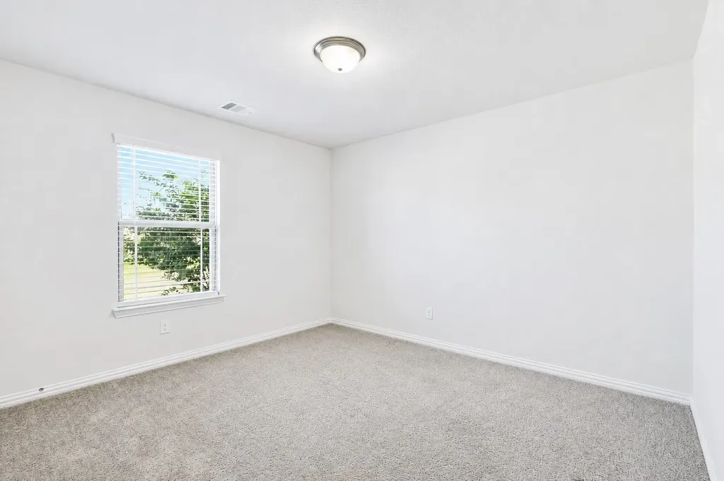 3020 Cliffview Drive Sanger TX 76266