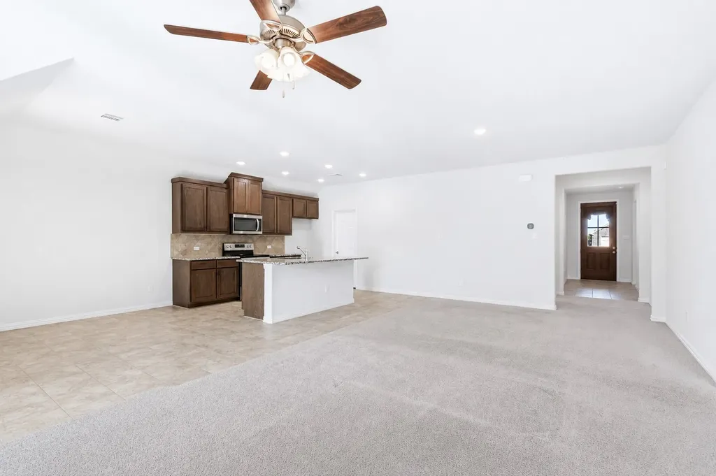 3020 Cliffview Drive Sanger TX 76266
