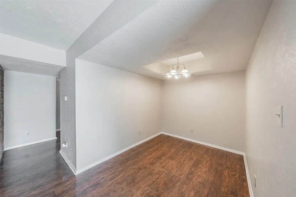 720 Nora Lane Desoto TX 75115