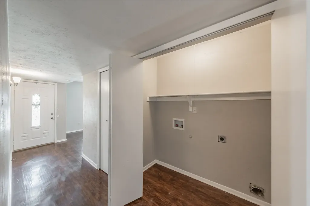 720 Nora Lane Desoto TX 75115