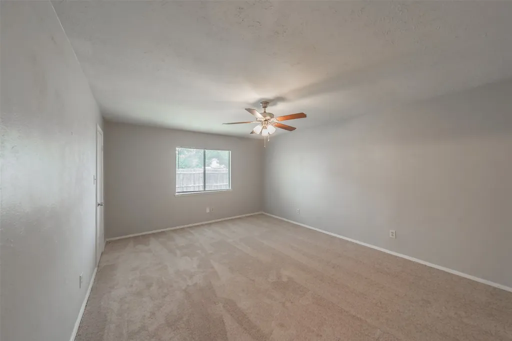 720 Nora Lane Desoto TX 75115