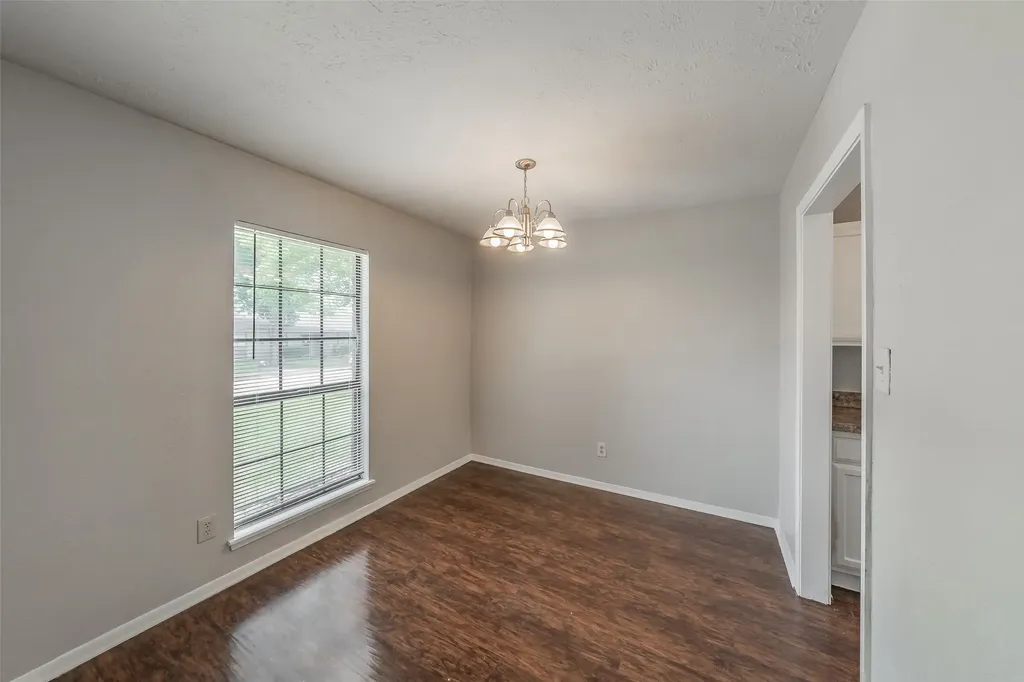 720 Nora Lane Desoto TX 75115