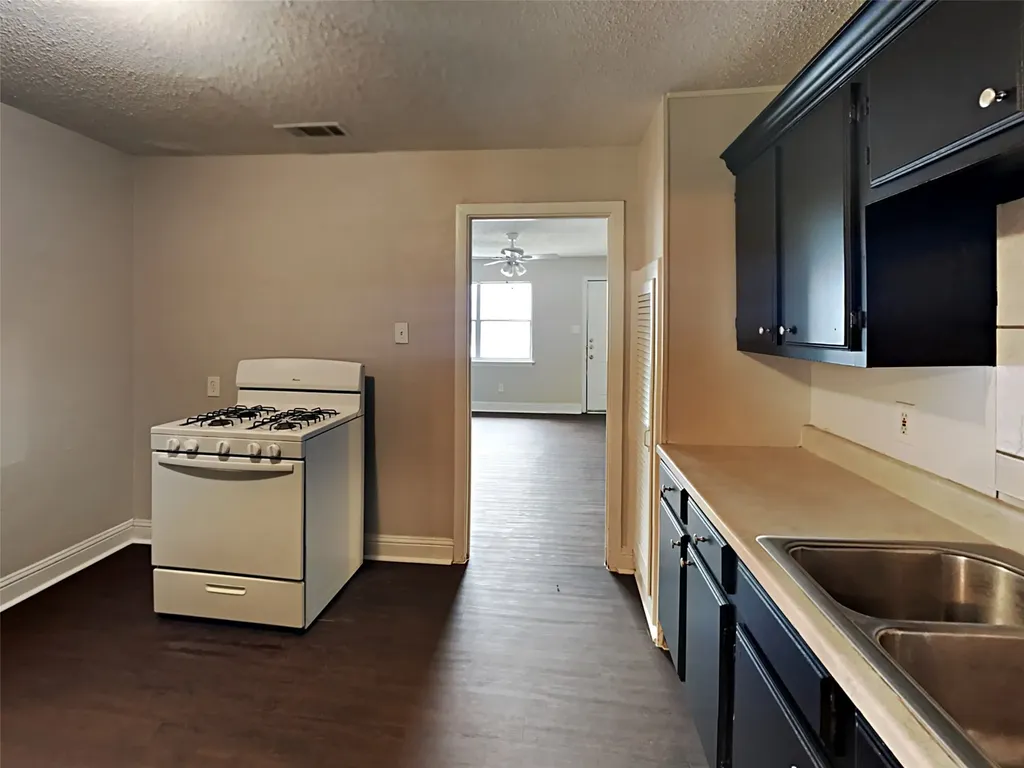 2815 Ash Park Drive Richland Hills TX 76118