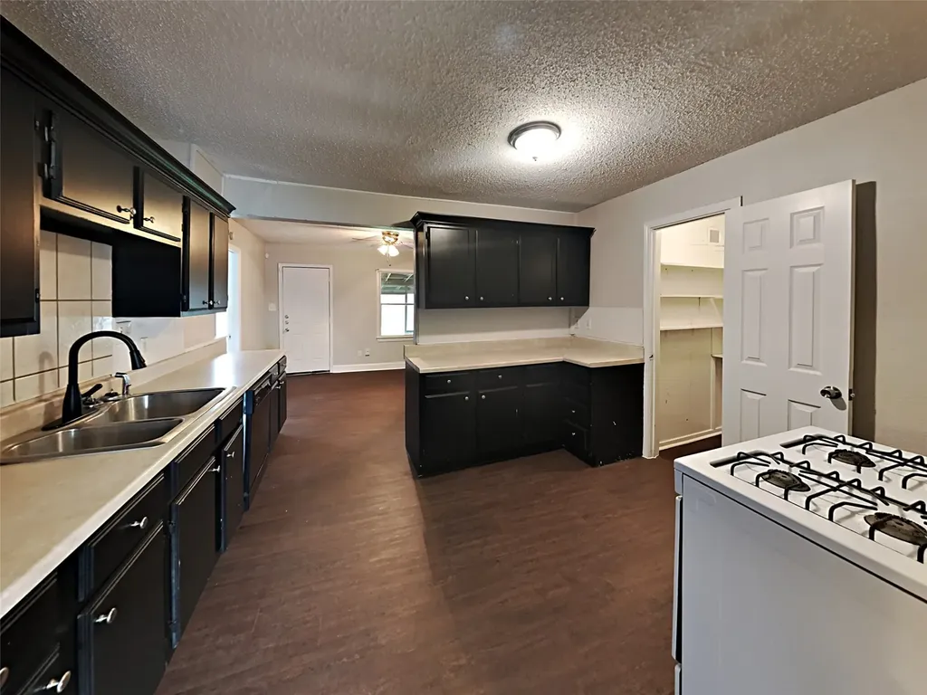 2815 Ash Park Drive Richland Hills TX 76118