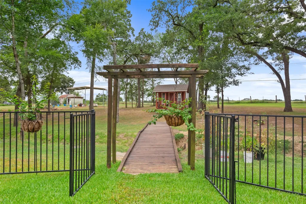 643 Sunnyvale Lane Fairfield TX 75840