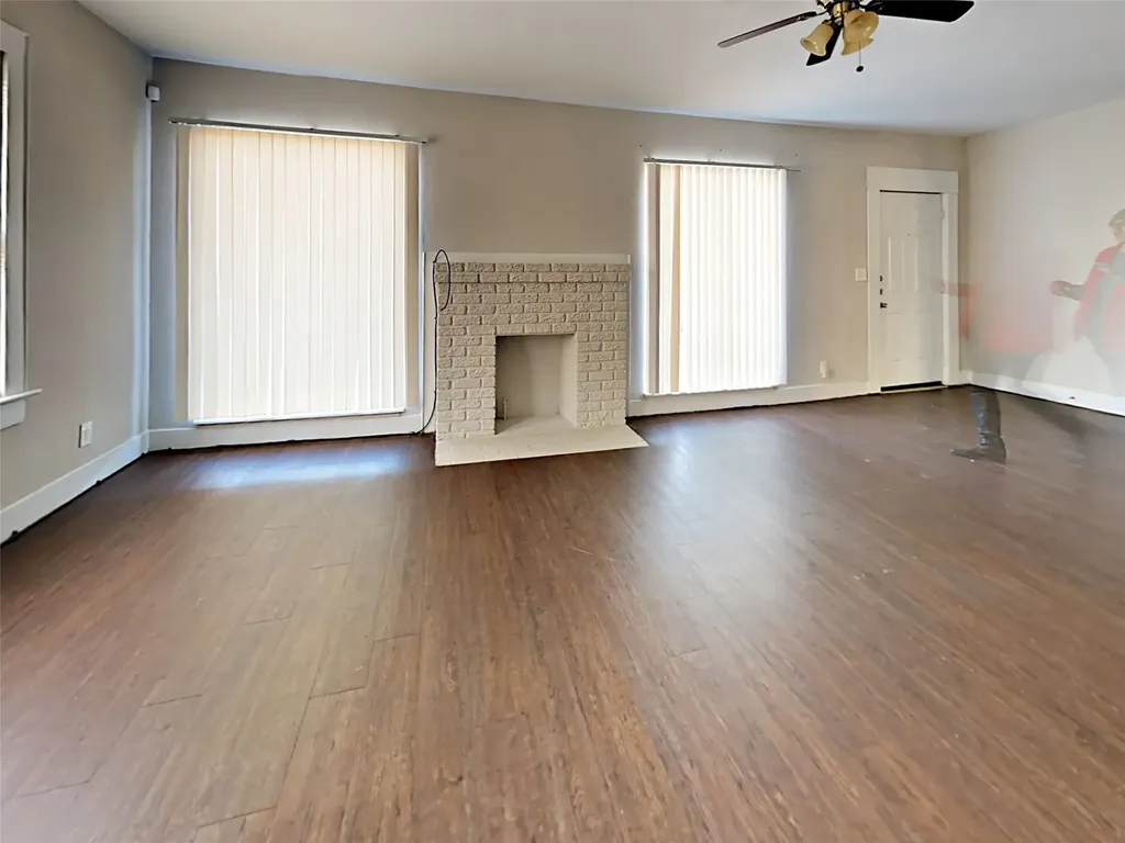 1824 Stella Avenue Dallas TX 75203