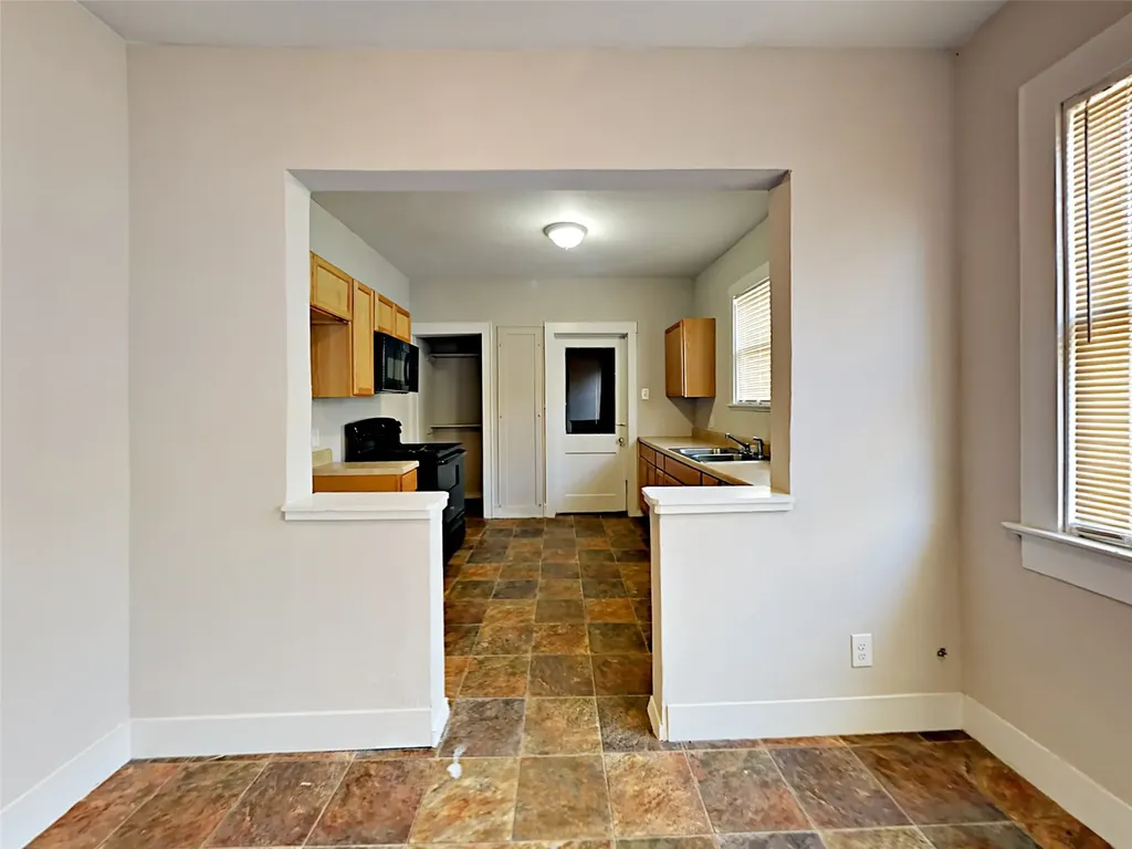 1824 Stella Avenue Dallas TX 75203