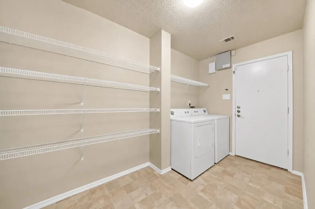 3372 Mojave Drive Dallas TX 75241