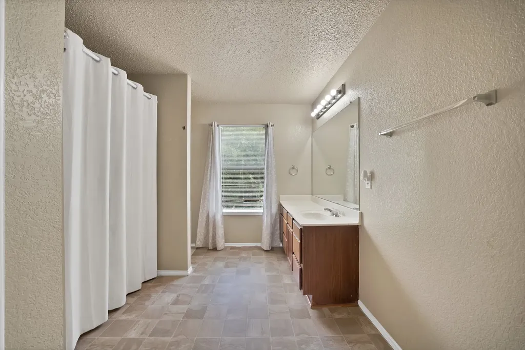 3372 Mojave Drive Dallas TX 75241