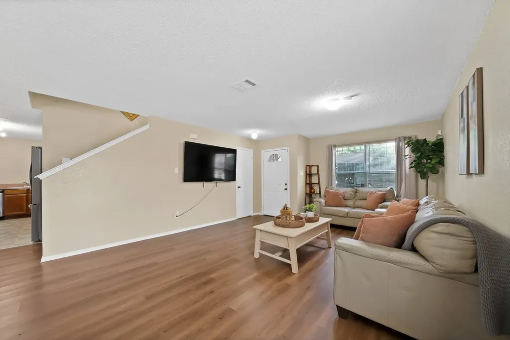 3372 Mojave Drive Dallas TX 75241
