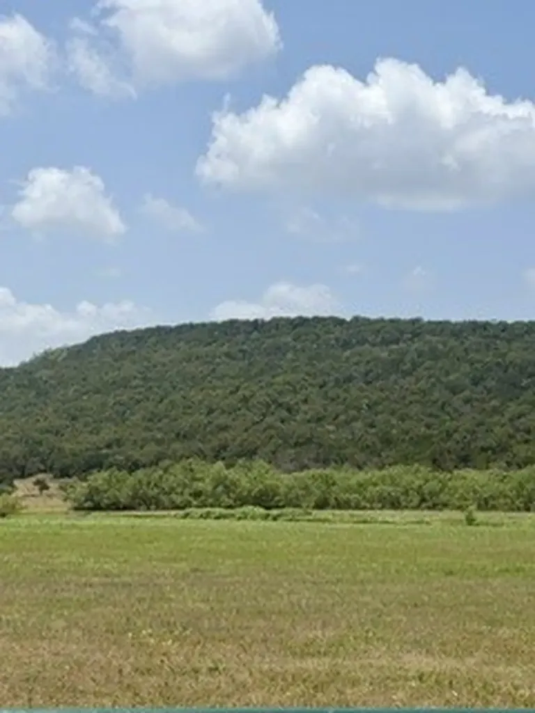 185 Beddo Bluff Court Santo TX 76472