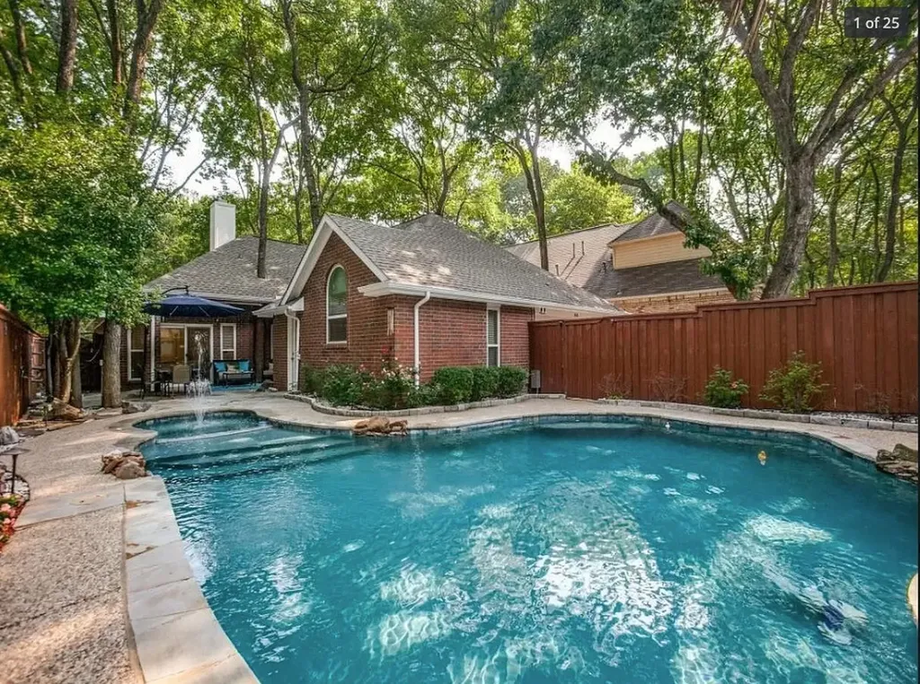 8118 Torrey Pines Lane Garland TX 75044