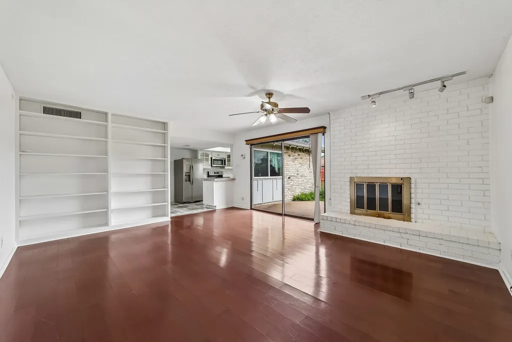 10239 Green Ash Road Dallas TX 75243