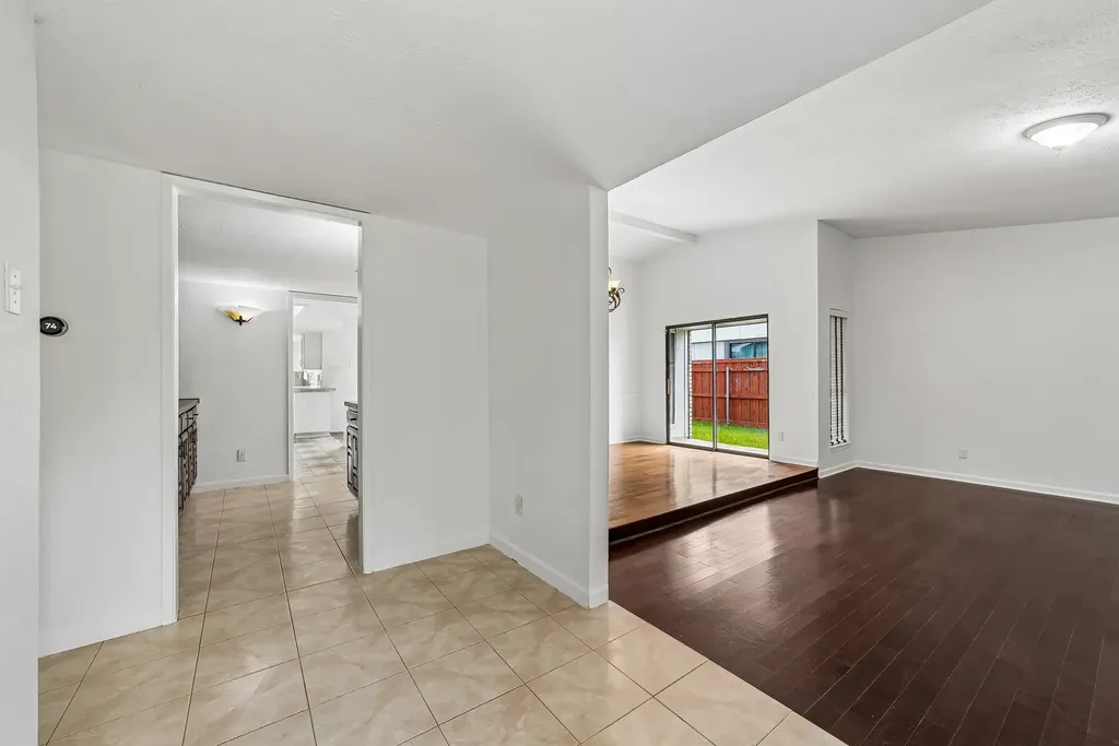 10239 Green Ash Road Dallas TX 75243