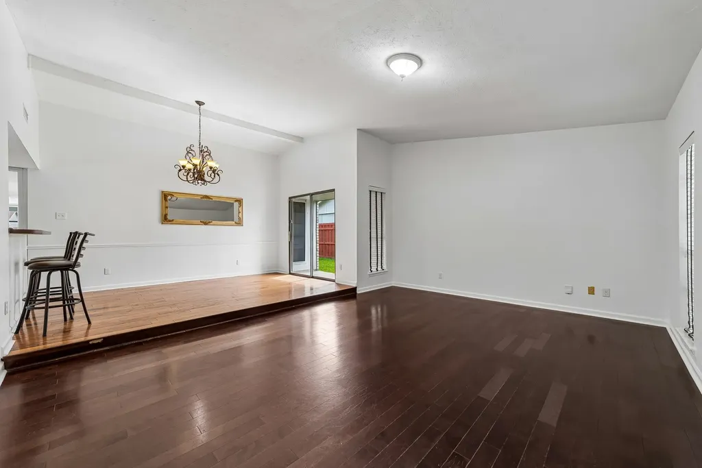 10239 Green Ash Road Dallas TX 75243