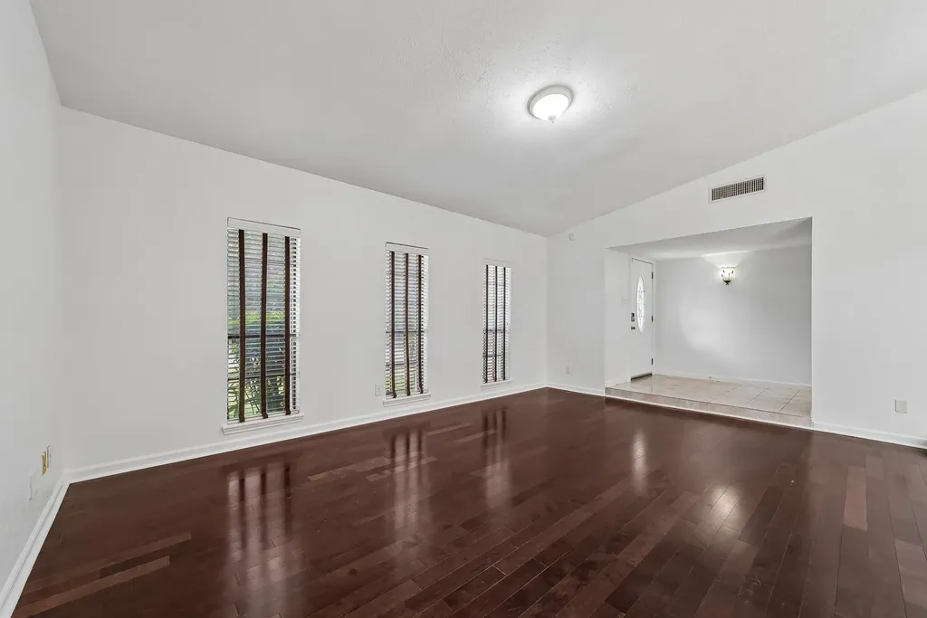 10239 Green Ash Road Dallas TX 75243