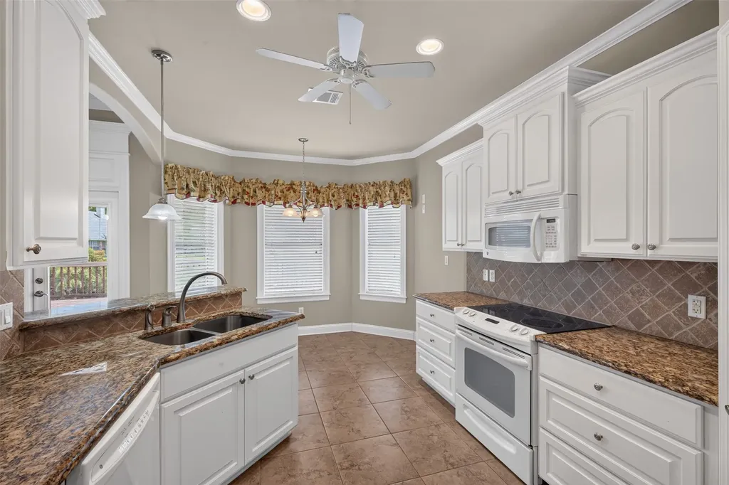 2140 Burgundy Ridge Drive Shreveport LA 71118