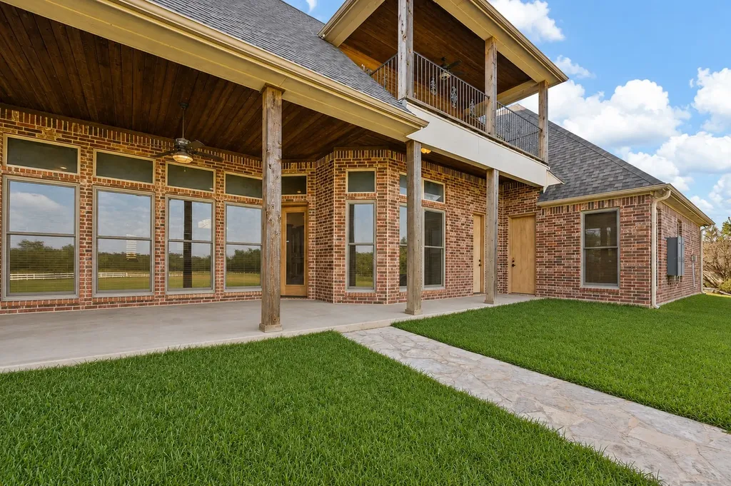 124 True Grit Court Weatherford TX 76088