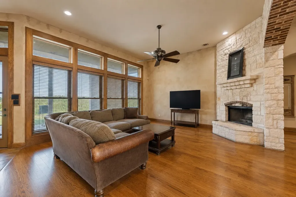 124 True Grit Court Weatherford TX 76088
