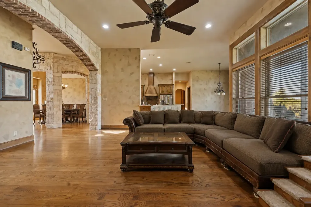 124 True Grit Court Weatherford TX 76088