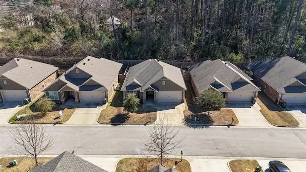 2927 Meadow Brook Trail Tyler TX 75701