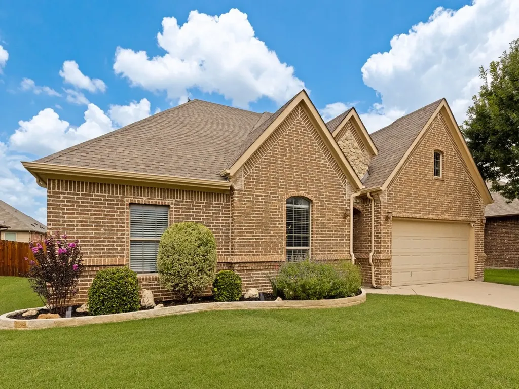 455 Chisholm Trail Justin TX 76247