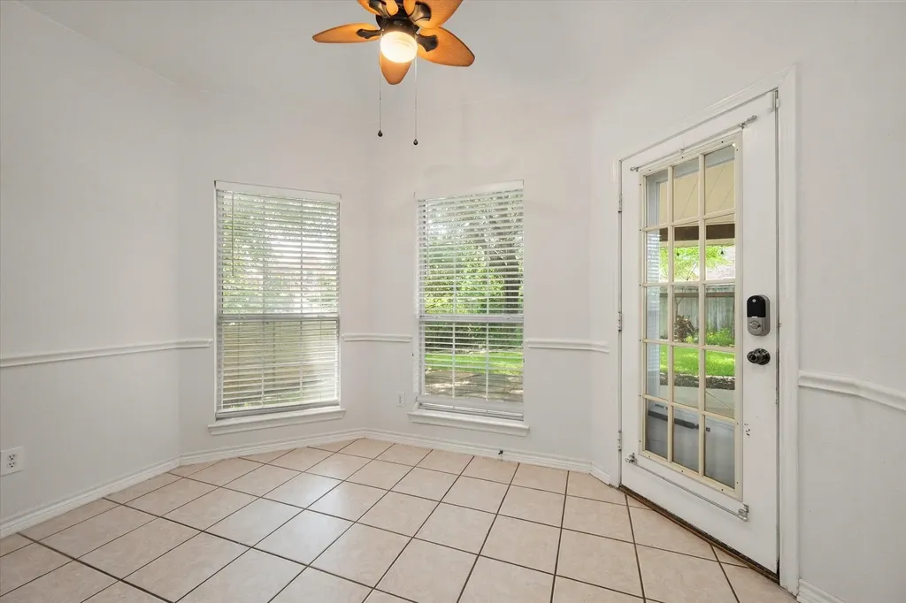 7700 Buccaneer Circle Arlington TX 76016