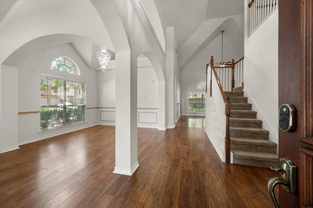 7700 Buccaneer Circle Arlington TX 76016