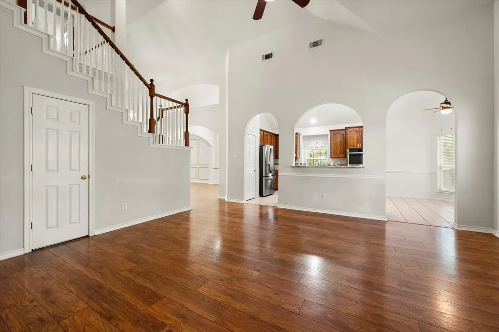 7700 Buccaneer Circle Arlington TX 76016