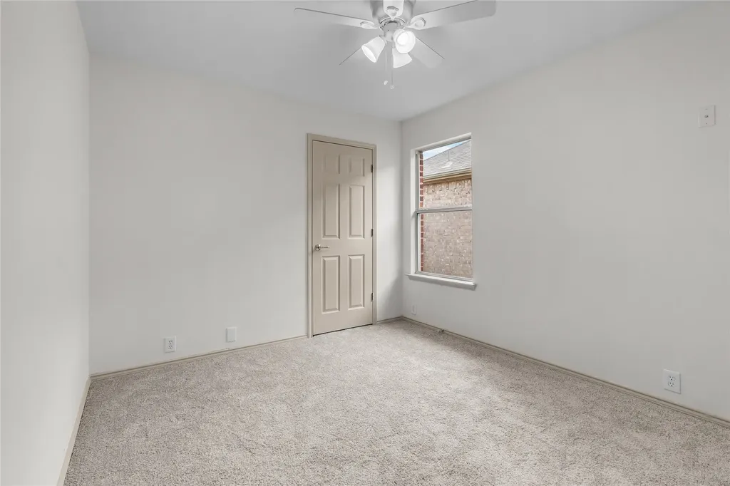 961 Roundup Street Cross Roads TX 76227