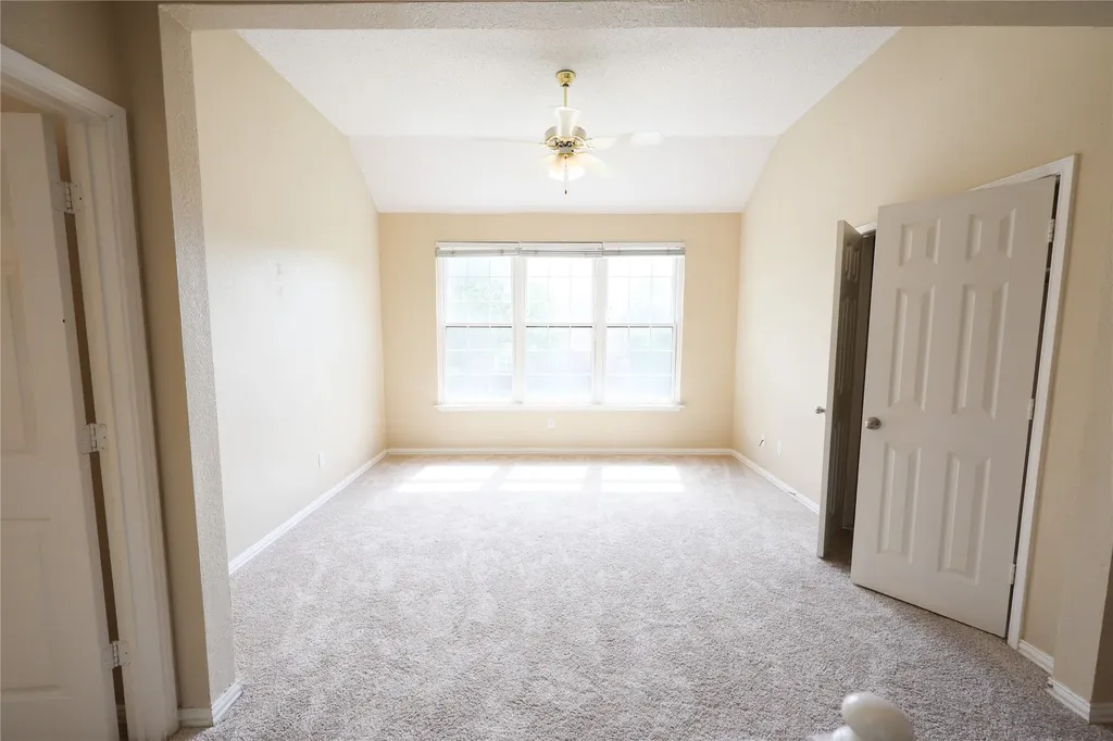 1931 Paloma Way Arlington TX 76006