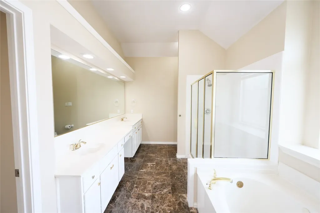 1931 Paloma Way Arlington TX 76006