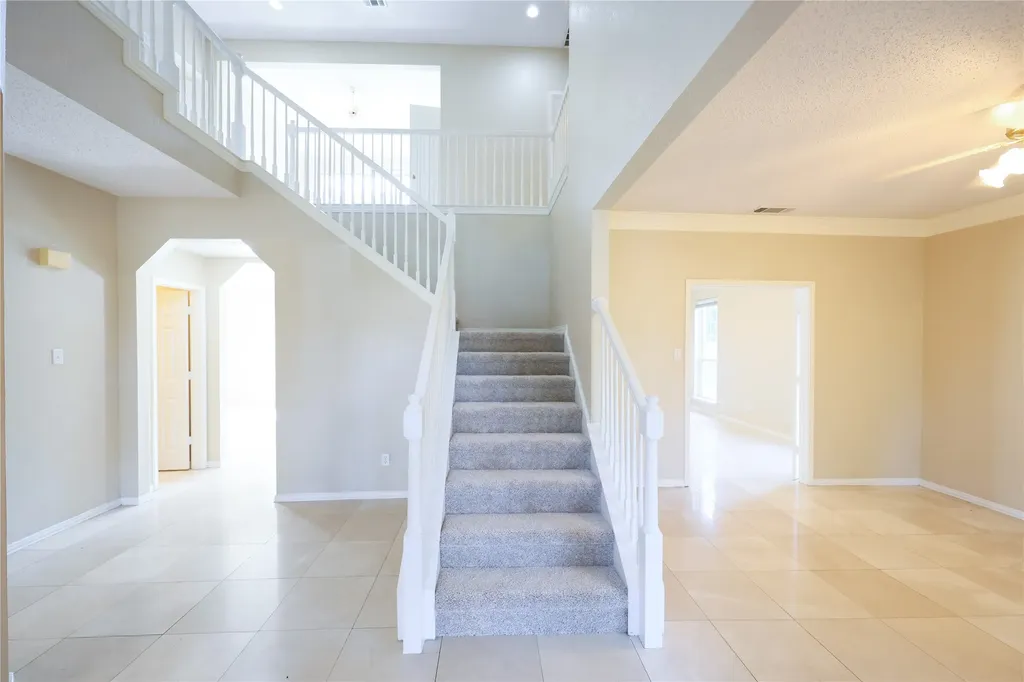 1931 Paloma Way Arlington TX 76006