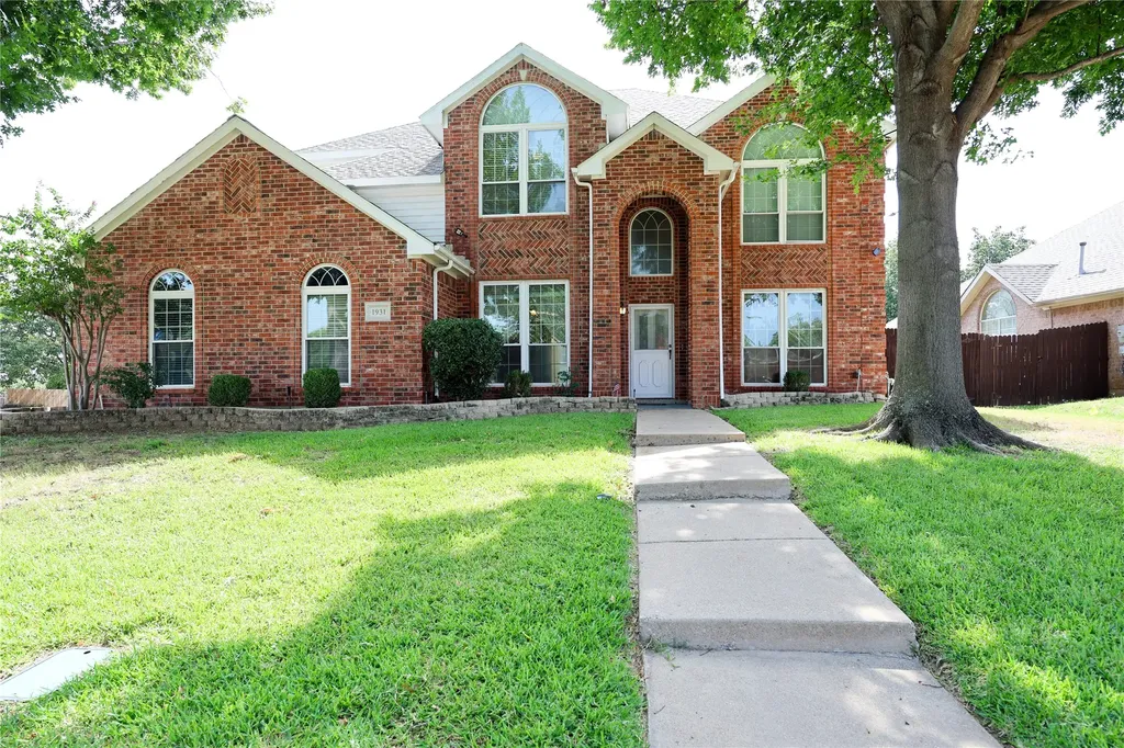 1931 Paloma Way Arlington TX 76006