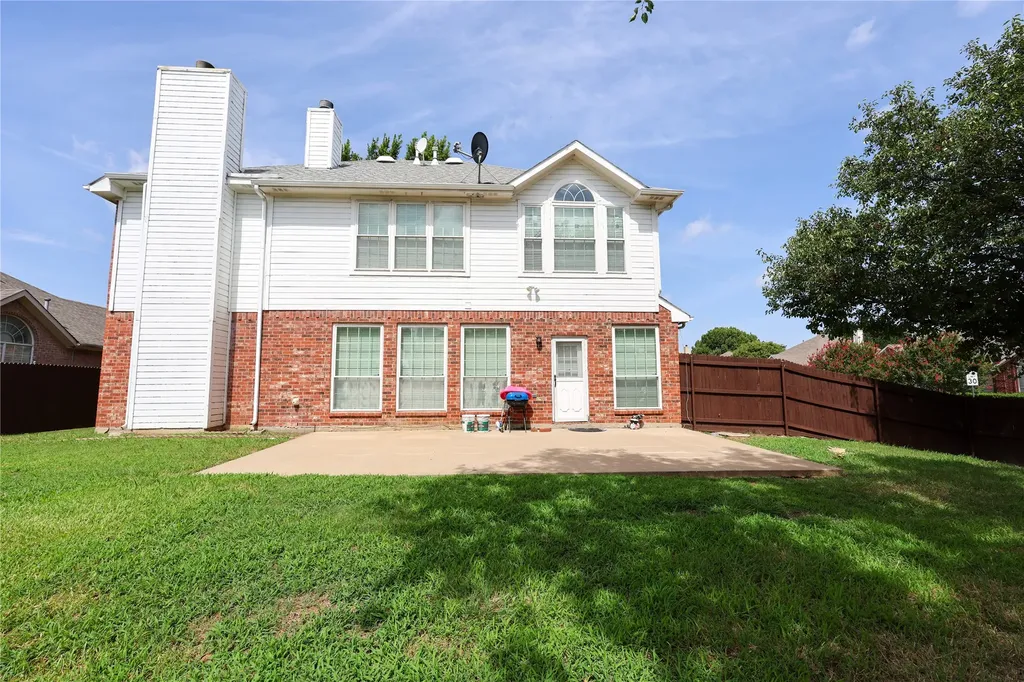1931 Paloma Way Arlington TX 76006