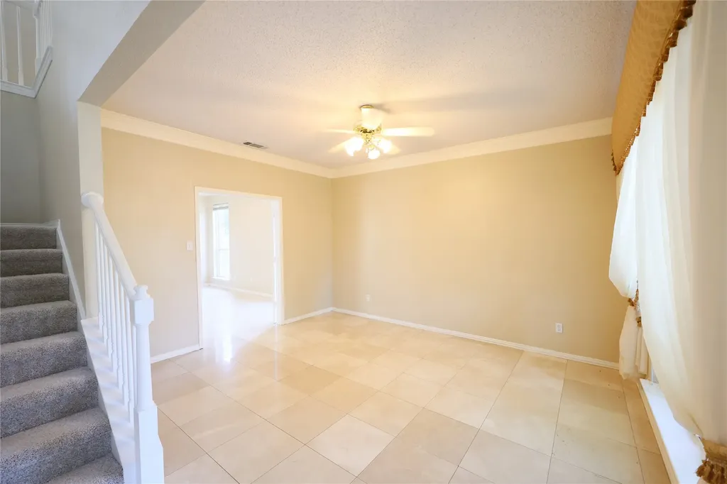 1931 Paloma Way Arlington TX 76006