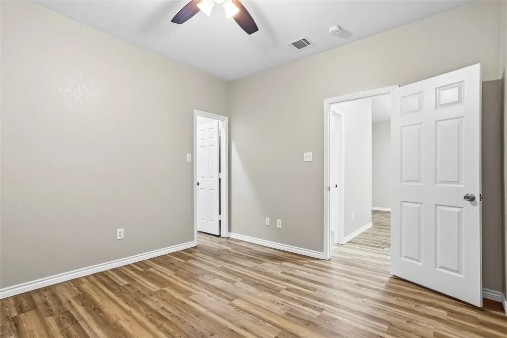 115 Franklin Court Venus TX 76084