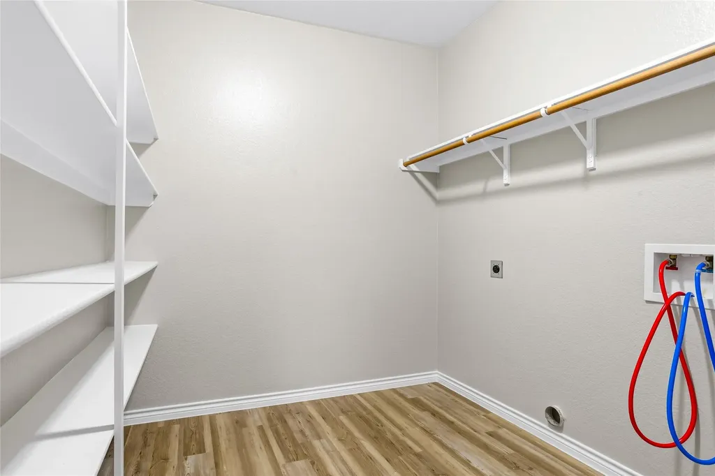 115 Franklin Court Venus TX 76084