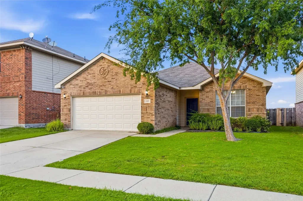 115 Franklin Court Venus TX 76084