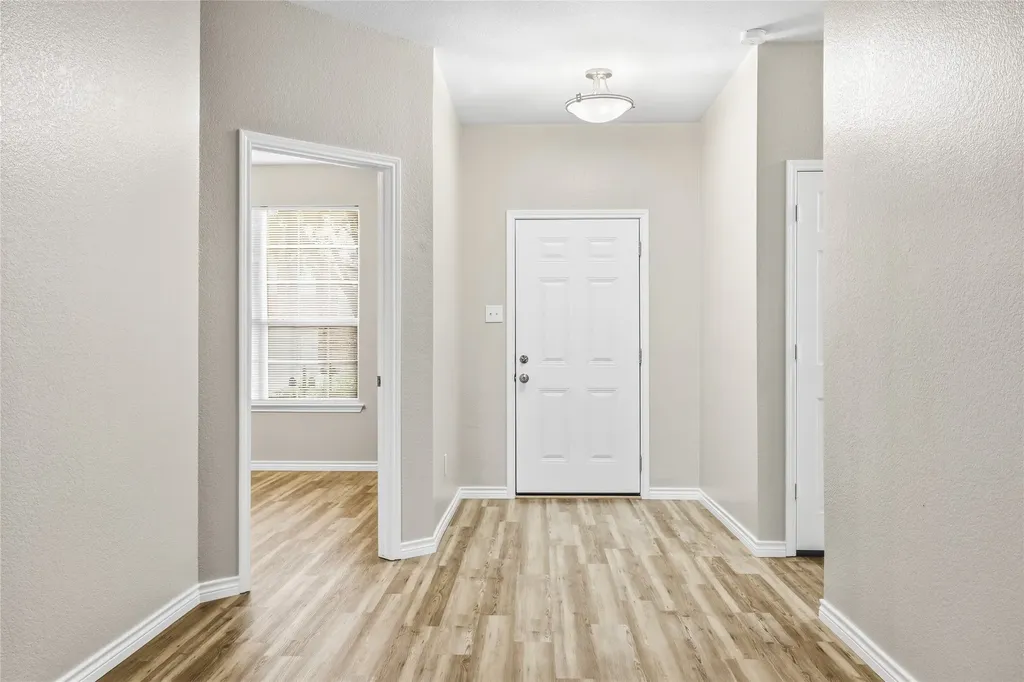 115 Franklin Court Venus TX 76084