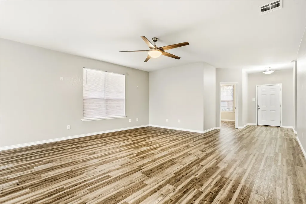 115 Franklin Court Venus TX 76084