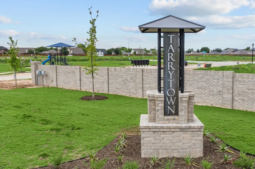 1001 Western Hills Drive Crowley TX 76036