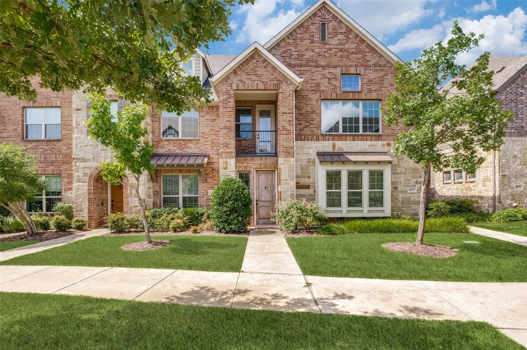4646G Rhett Lane Carrollton TX 75010